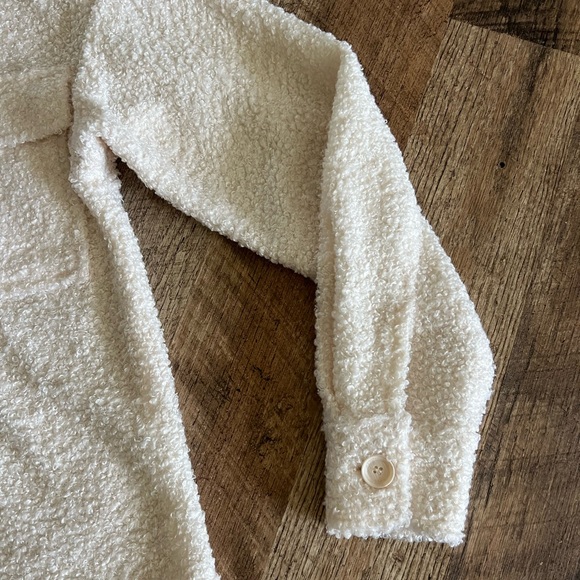 BKE Cream Textured Shacket - Picture 5 of 11